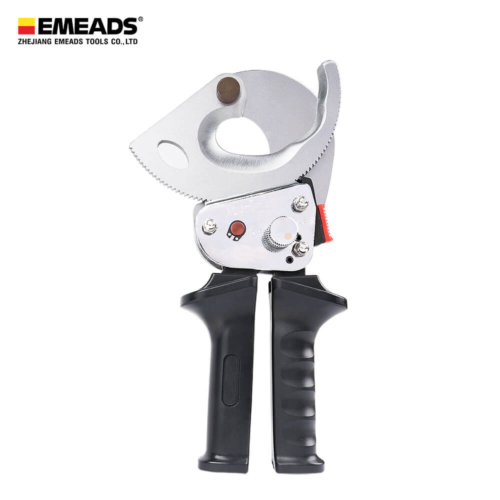 Ratchet cable cutter