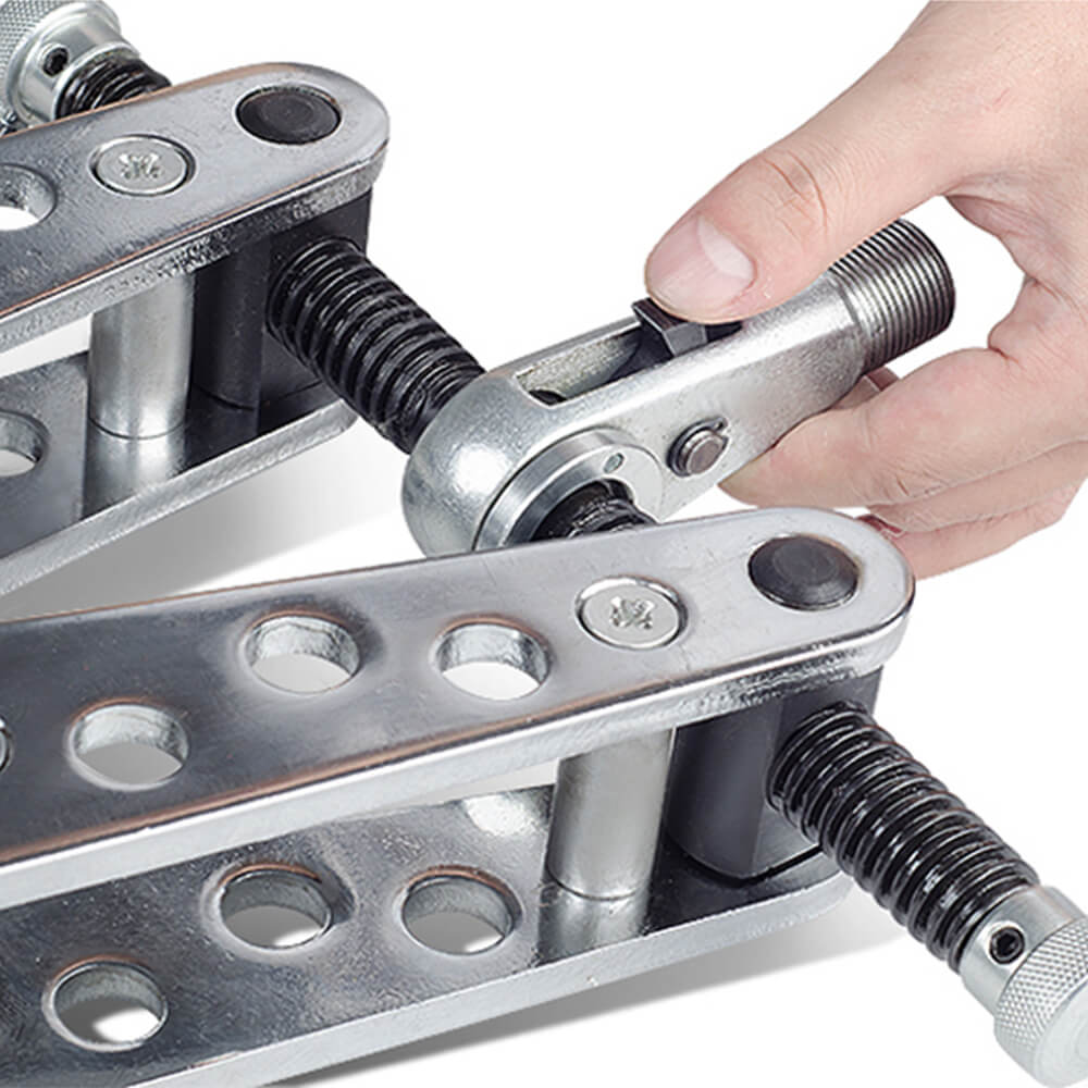 Portable mechanical drilling machine
