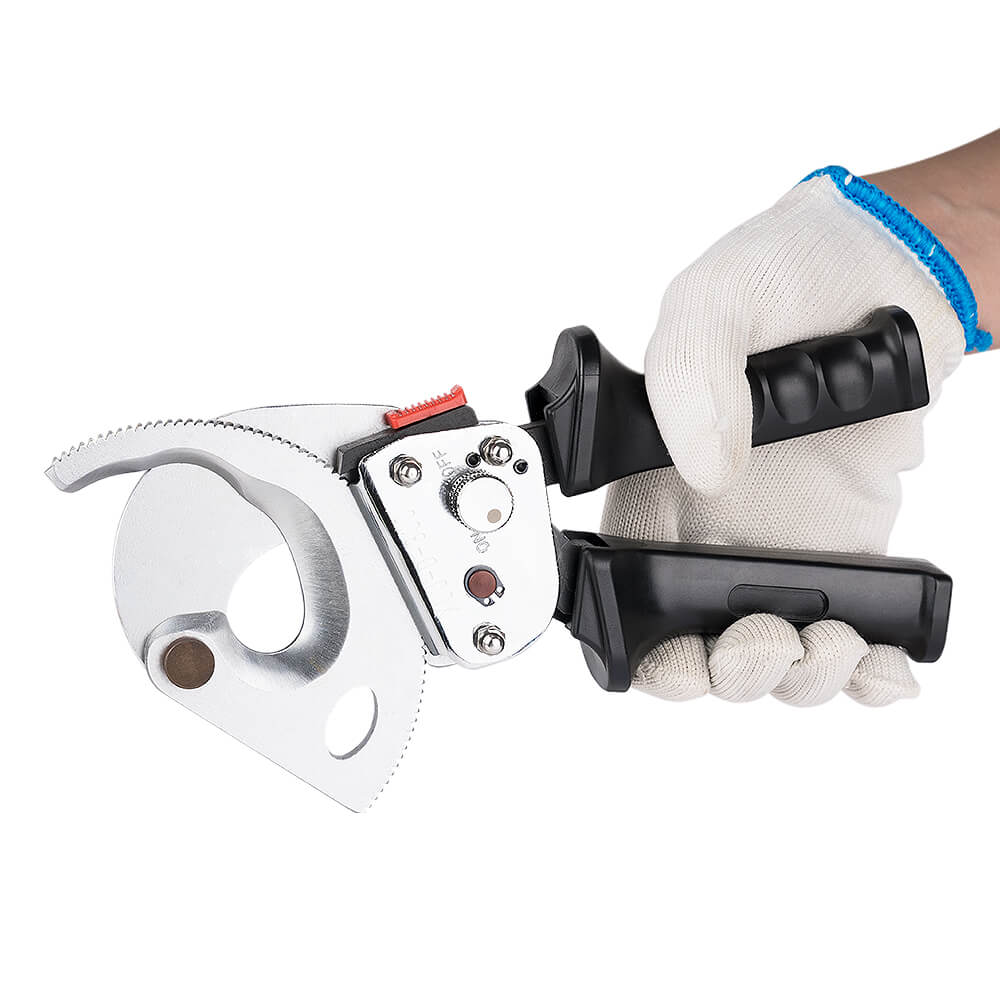 Ratchet cable cutter